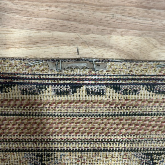 Last Supper Woven Tapestry In Gold Trim 27” x 14” - Picture 7 of 9